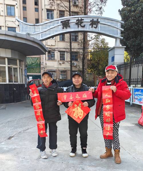 京东快递员激活流量卡，在网上申请的流量卡京东小哥配送要现场帮我激活可以吗