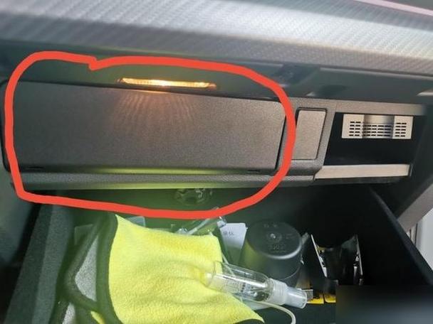 汽车的流量卡（汽车流量卡怎么更换）
